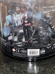 NEW Umbrella Academy Disillusioned Super-Talented Family 6 Figure Set