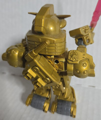 BANDAI SD Superior Defender Gundam Force Action Figure Gold Captain Gundam 5″