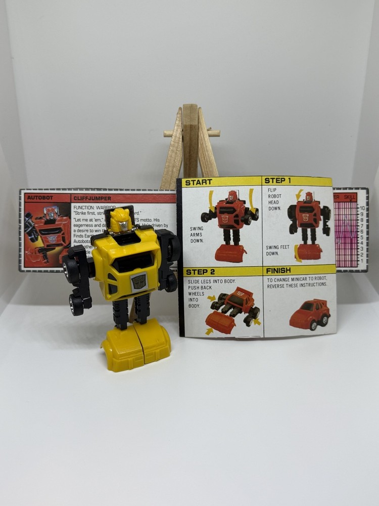 Cliffjumper 100% Complete YELLOW Vintage 1984 G1 Transformers Action Figure