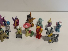 My Little Pony Friendship Is Magic Blind Bag Mini Figures Lot Of 21 DJ Pon