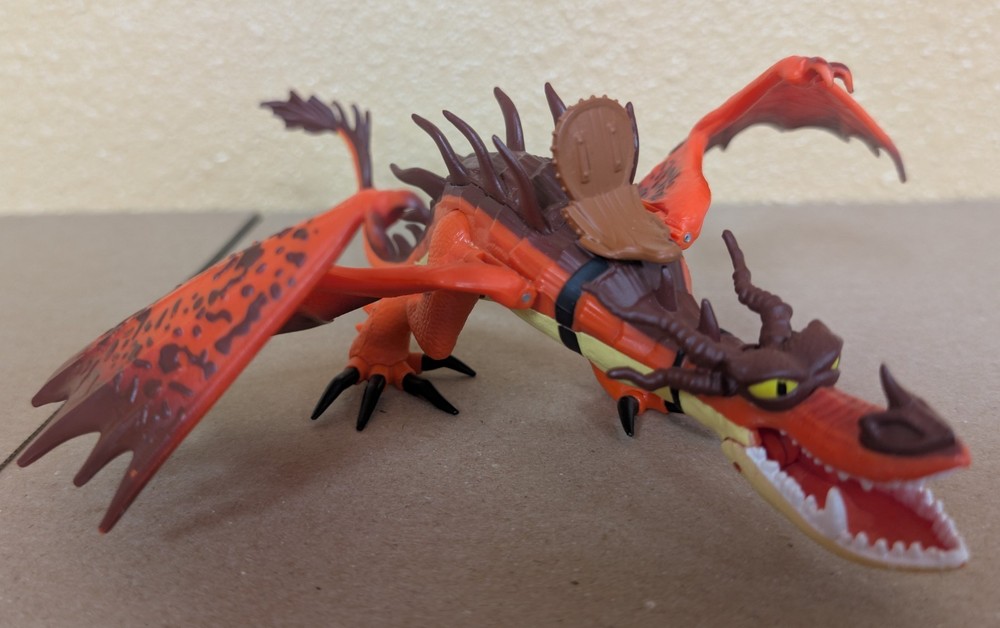 DreamWorks How To Train Your Dragon The Hidden World Hook Fang Figure