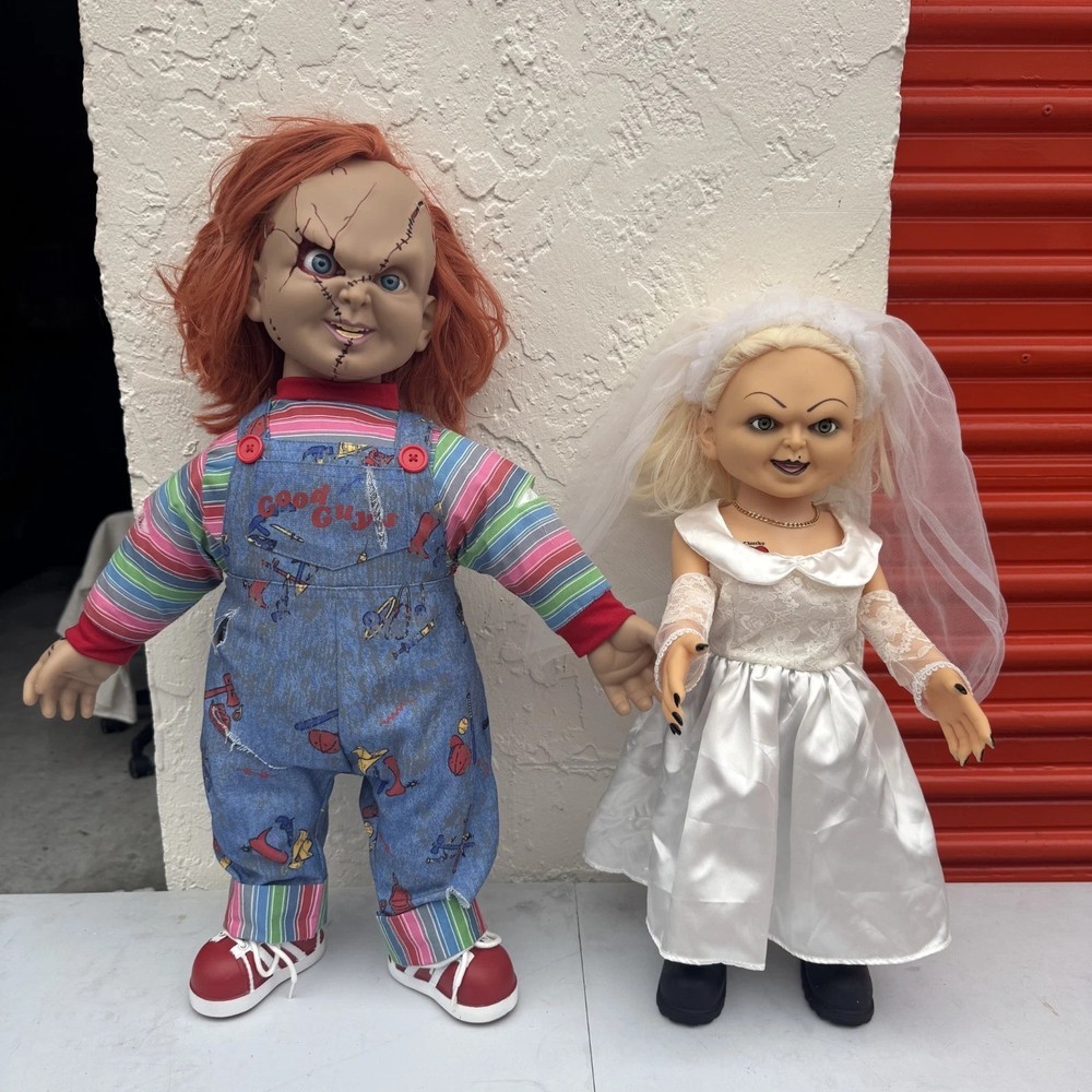 Bride of Chucky 24 in Life Size Doll Set Chucky & Tiffany Prop Spirit Halloween