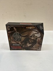 HASBRO DUNGEONS & DRAGONS GOLDEN ARCHIVE DISPLACER BEAST 6″ ACTION FIGURE