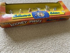 Ertl The Looney Tunes Collector’s Edition- 6 Figures-made 1990-some box wear-New