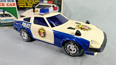 VERY RARE Vintage 70s Yonezawa Japan Nissan Fairlady Battery Operated Police Car