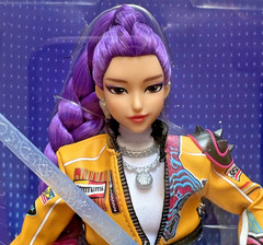 Kpop Demon Hunters HUNTR/X Rumi “How It’s Done” Fashion Doll NEW JRN35