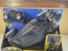 Spin Master DC Comics 1:20 BATMOBILE RC Remote Control Car Batman Action Figure