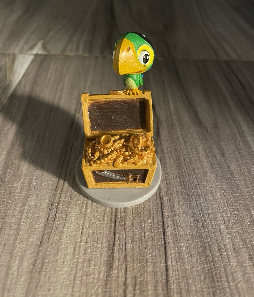 DISNEY SKULLY PET BIRD FIGURE Jake Neverland Pirates Cpt. Hook 2.25″ CAKE TOPPER