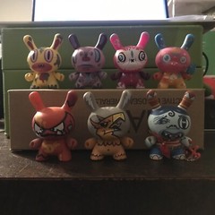 7 of Dunny Series 4 (2007) Mist Gary Baseman Joe Ledbetter Jon Burgerman Koa Han