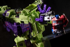 NEWBEE NB-02 Devasation‘s Hand Upgrade Kit For SS86 Devastator ABS Accessories