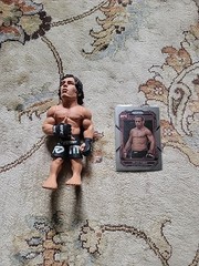 Round 5 URIJAH California Kid FABER UFC Figure W/ Panini Prizm Card Sleved Mint