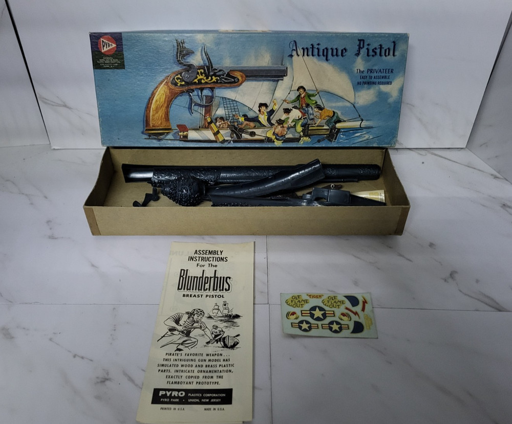 Miquelet Lock Pistol 1:1 PYRO Military Model Kit ALT Box Antique SEE