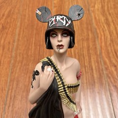 Brian Viveros Dirty Trooper 9.75″ Vinyl Figure The Dirtyland Art Sculpture New