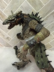 McFarlane Dragons – Komodo Clan and water dragon clan – no bases