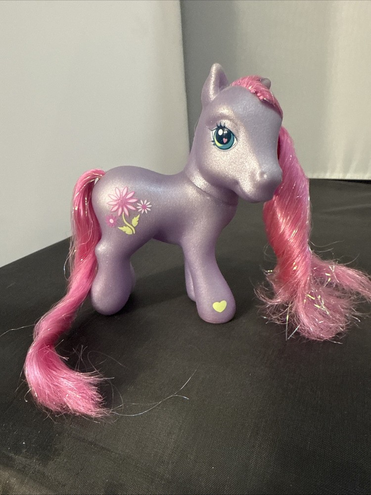 My Little Pony G3 PETAL BLOSSOM 2002 Hasbro Long Styled Pink Tinsel Hair MLP