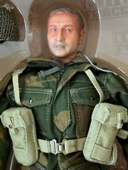 ELITE FORCE BBI 1/6 Scale 2004 WWII BRITISH 6TH AIRBORNE DIVISION “Roger Cooke”