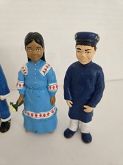 6 Lakeshore Kids Around the World 4″ Figurines FREE SHIPPING