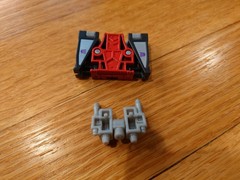 Transformers Studio Series 86 Laserbeak Cassettron Only for Soundwave