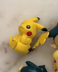 Pokemon Figure Female Pikachu Tomy Moncolle MC MS Monster Collection Nintendo