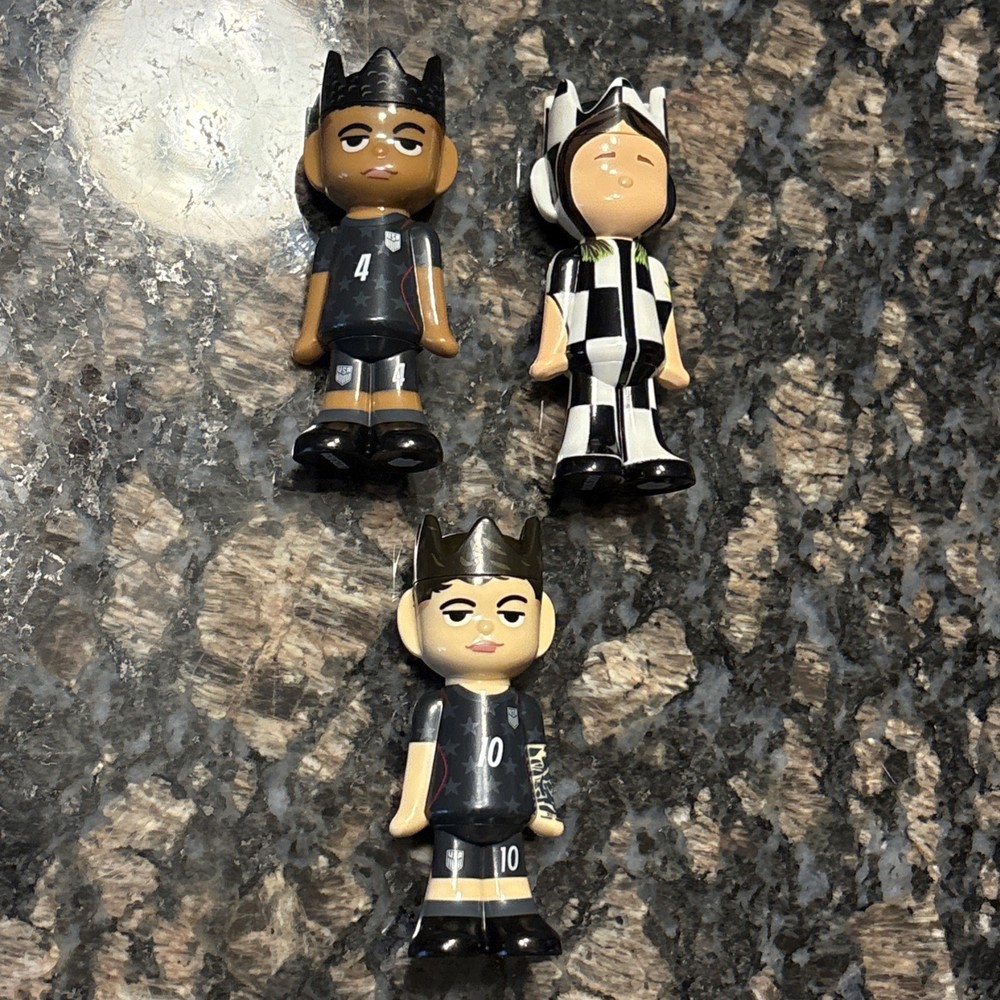 Christian Pulisic Ghostwrite USMNT Soccer Figures Tyler Adams, Girl