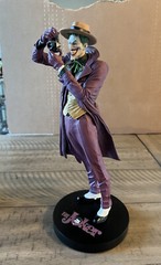 DC Designer Series The Joker by Brian Bolland 1/6 Scale Statue 2606/5000