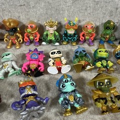 Treasure X Moose Toys Large Lot Of Action Figures Weapons & Accessories