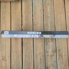 (NEW WITH CODES) ROBLOX Celebrity Collection Back in the Spotlight 20 Figures