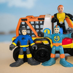 Fisher-Price Imaginext Mega Bite Shark & Jeep & Diver Figures