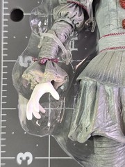 NECA Welcome to Derry Fodder Ultimate Pennywise 7″ Action Figure BODY BUCK