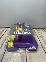 Jazwares Fortnite Peely Solo Mode Boxed Action Figure with Banana Accessory 2019
