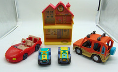 15 Bluey Characters & Bluey Toy Accessories, 4 Wheelers, Jeep, Play House, Etc.