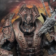NECA Gears of War 2 Locust Palace Guard Player Select Figure Torque Bow NEW RARE