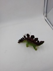 GREEN AND BROWN STEGOSAURUS 7.5 INCH FIGURE