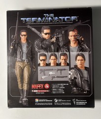 NEW MAFEX No.176 T-800 (The Terminator Ver.) Action Figure US seller