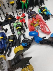 Huge Lot of 26 DC Comics BATMAN Kenner Figures 5” Robin I20 As Shown