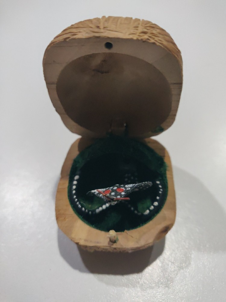 Cobra in a Nut Novelty 1.5″ x 1.25″