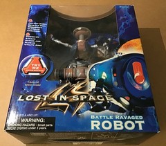 2 Trendmasters Lost In Space Action Figure Battle Ravaged Rocket Launcher Robots