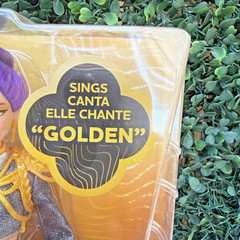 KPop Demon Hunters HUNTR/X Rumi “Golden” Singing Doll – New & Sealed