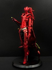 Solo Leveling Igris Blood Red Shadow Knight Anime Figure Desktop Collectible Gif
