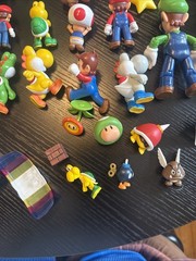 Super Mario Jakks World of Nintendo Figures Lot Yoshi Toad Luigi Bomb Fish Star