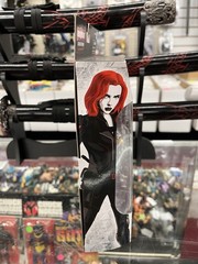 Hasbro Legends Series – Black Widow: Deadly Origin. Missing Build-a-fig Piece.
