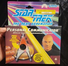 Playmates Star Trek Next Generation Personal Communicator Collector’s Edition