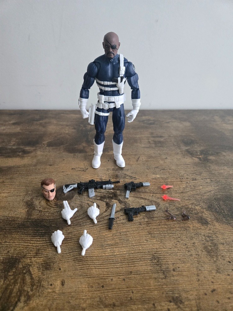 Hasbro Marvel Legends Nick Fury (Shield Agent 3 Pack) 6 Inch Action Figure