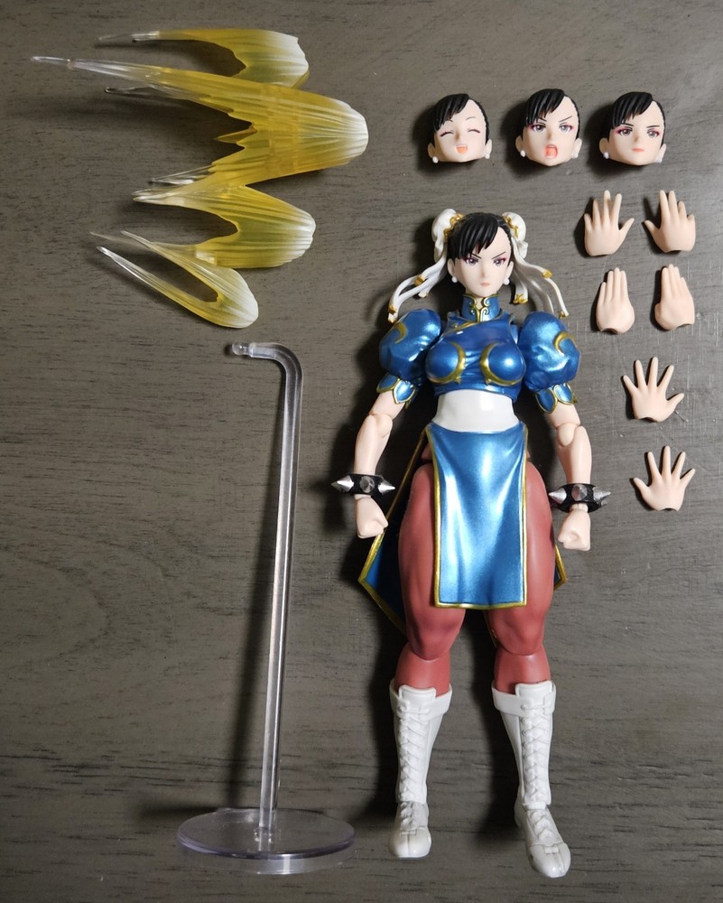 Bandai SH Figuarts Street Fighter Chun li Outfit 2 Action Figure