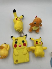 24pc Vintage Pokémon Figure Toy/Collectibles Lot – Unique PLUSH PIKACHU T4