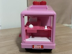 Hello Kitty Lot Of Figures, Accessories, And Vehicles School Bus Food Truck