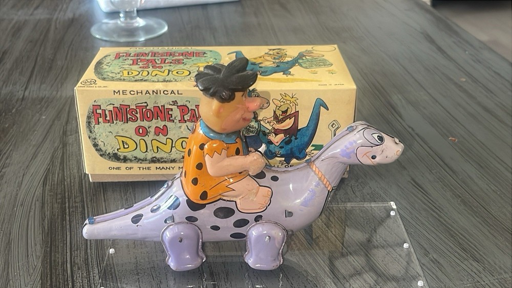 FLINTSTONE PALS ON DINO WITH THE ORIGINAL BOX 📦
