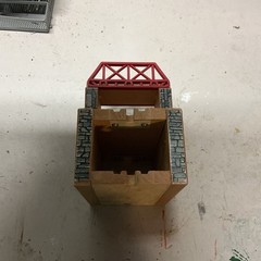 Thomas Wooden Mountain Tunnel (With A Different Hill Piece)