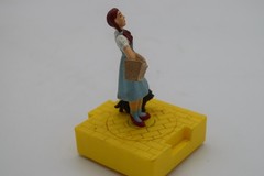Wizard of Oz DOROTHY & TOTO Movable Toy 1997 Blockbuster Turner Ent