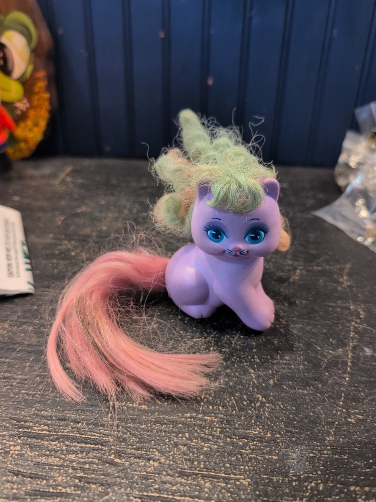 Vtg Little Pretty Kitty Heaven Heart RARE Mattel Show Offs Purple Pink Cat Toy
